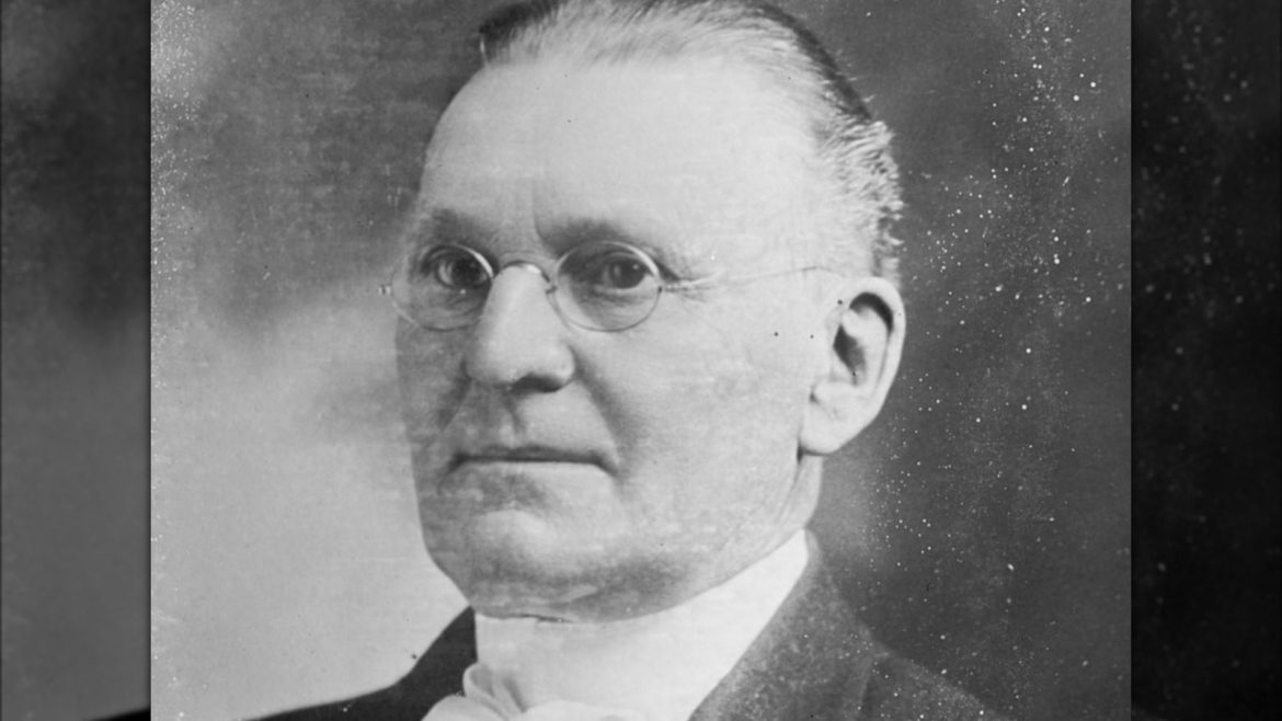 Echec de l'Utopie d'Estero en Floride et la Terre Creuse