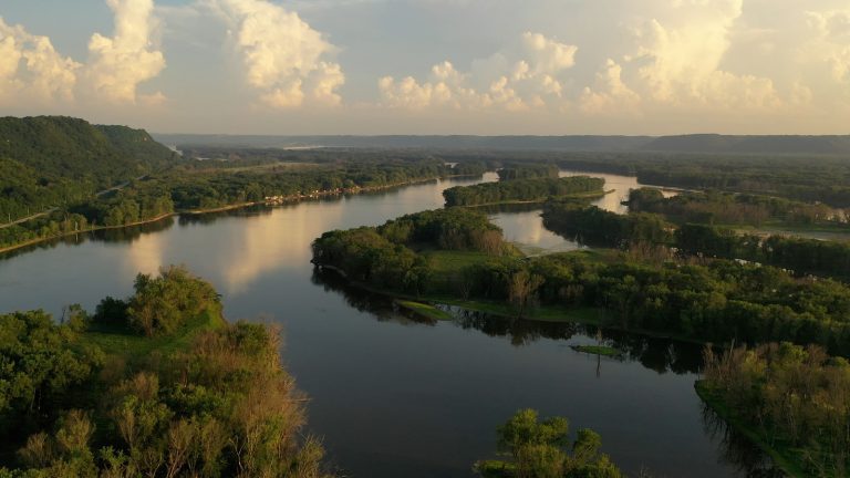 Causes du fabuleux courant du fleuve Mississippi