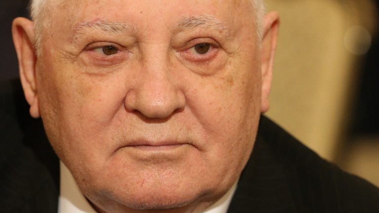 Que devient Mikhail Gorbachev après l'effondrement de l'URSS