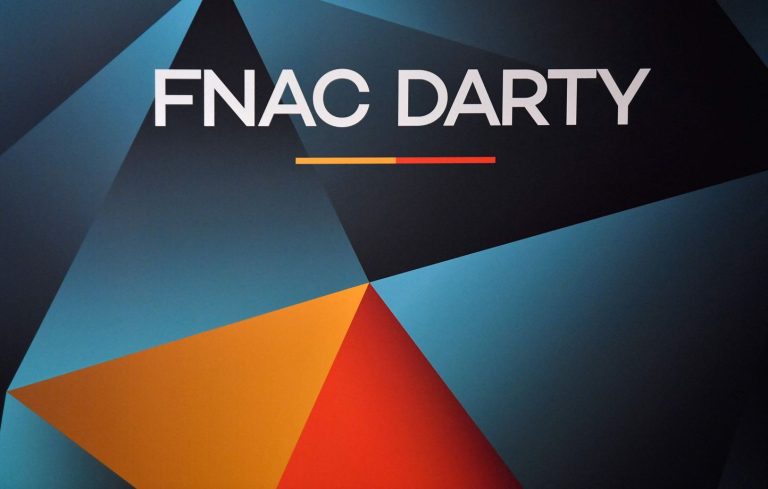 Fnac Darty porte plainte contre la Sfam pour assurance mobile frauduleuse