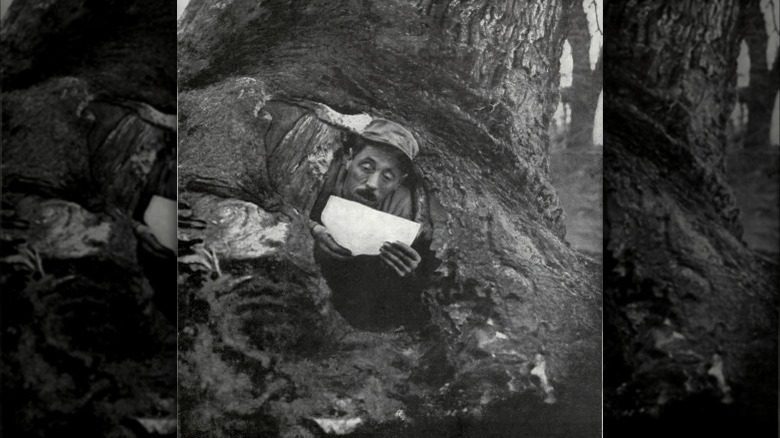 Soldat lisant durant la WWI