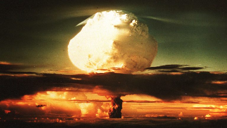Pourquoi la bombe à hydrogène est bien plus dévastatrice que la bombe atomique