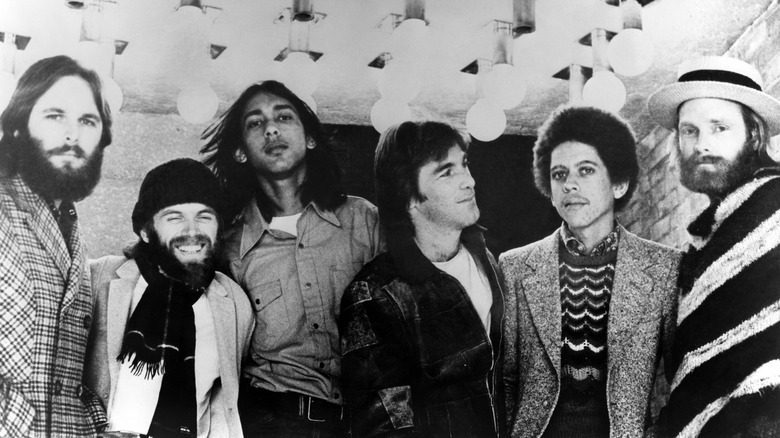 The Beach Boys 1972 tour lineup posing together