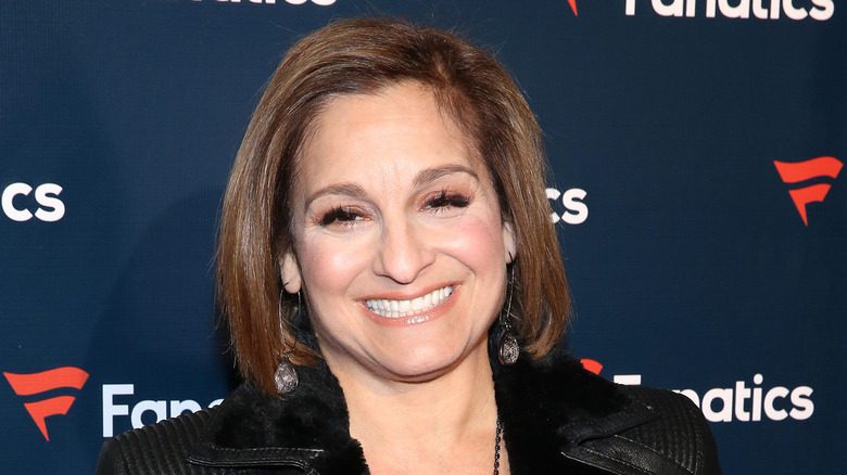 Mary Lou Retton souriante