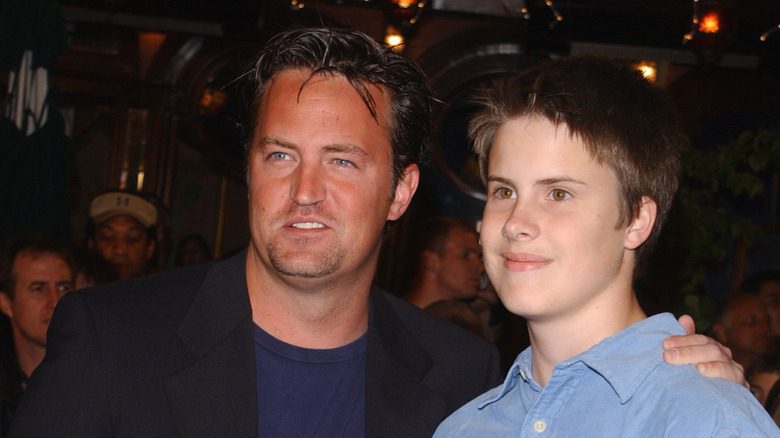 Matthew Perry et Will Morrison sourian