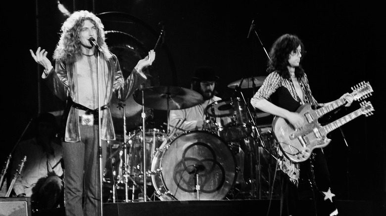 Robert Plant et Jimmy Page sur scène