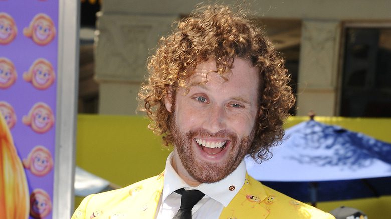 https://obscura.fr/wp-content/uploads/2024/07/les-secrets-troublants-de-t-j-miller-derriere-le-sourire-comique_intro-1722023764_img_66aa4a0247988.jpg