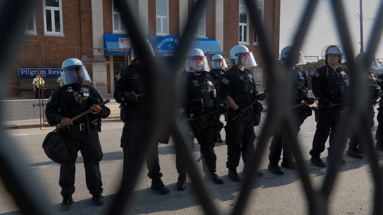 Chicago Police in riot gear