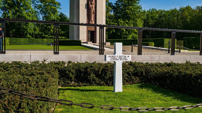 Chain cordons off Patton's grave