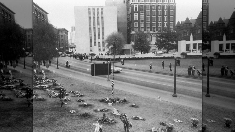 Fleurs à Dealey Plaza