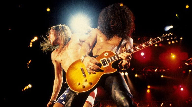 Axl Rose et Slash en concert