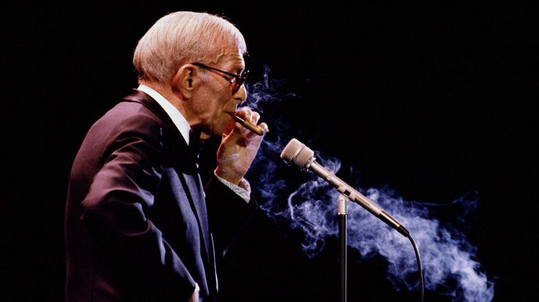 George Burns sur scène