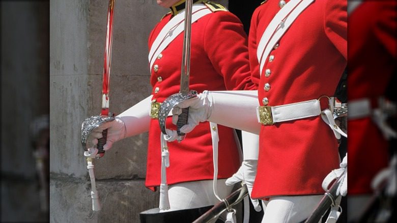 Uniformes des gardes militaires britanniques