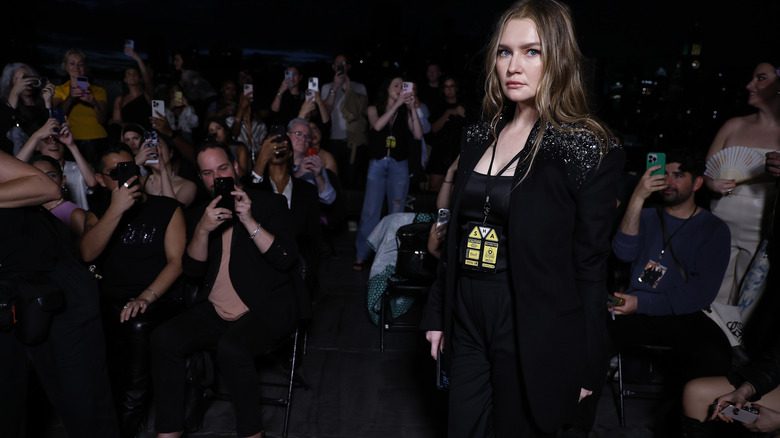 Anna Delvey lors de la Fashion Week de New York en 2023