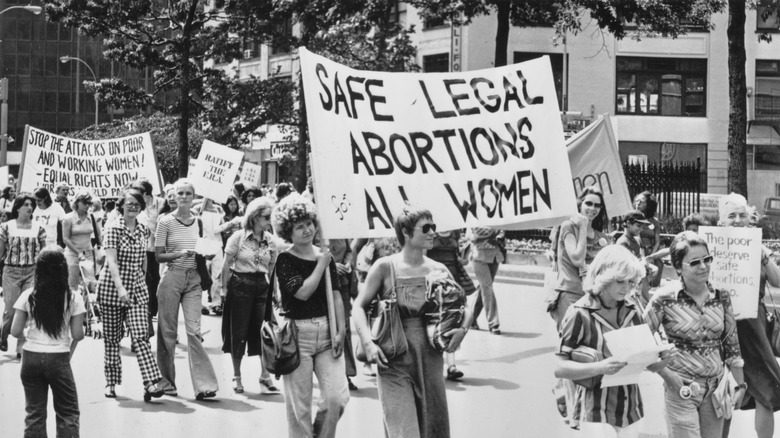 Protestation pour les droits des femmes dans les années 1970