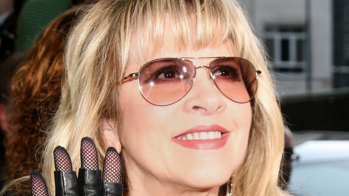 La Promesse Onéreuse de Stevie Nicks Après Fleetwood Mac