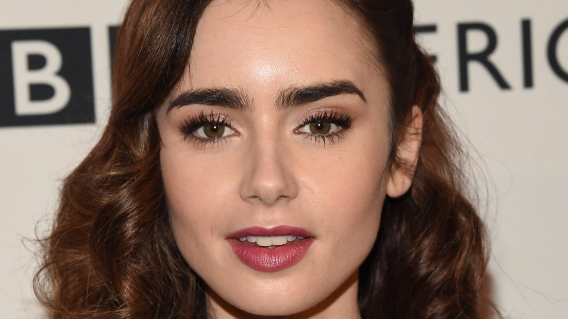 Lily Collins et ses rencontres fantomatiques sur Netflix