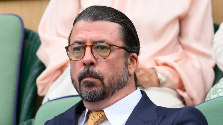 Dave Grohl lors d'un match de tennis à Wimbledon en juillet 2024