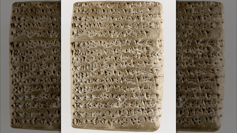 Lettre d'Amarna exposée