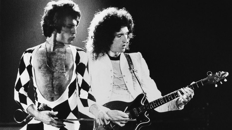 Freddie Mercury et Brian May en concert