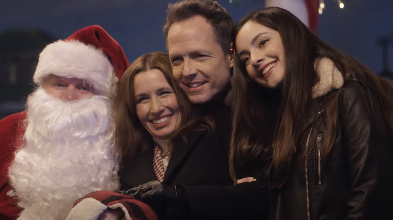 Dean Winters et le casting de Christmas vs. the Walters