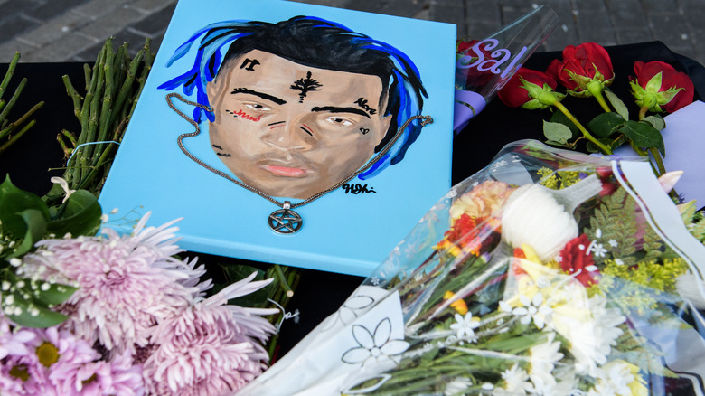 Mémorial improvisé pour XXXTentacion