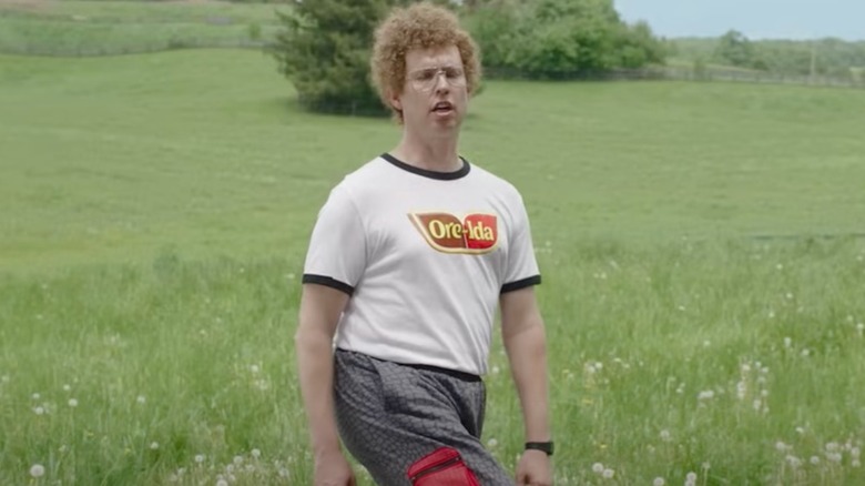 Jon Heder en tant que Napoleon Dynamite dans une publicité Ore-Ida