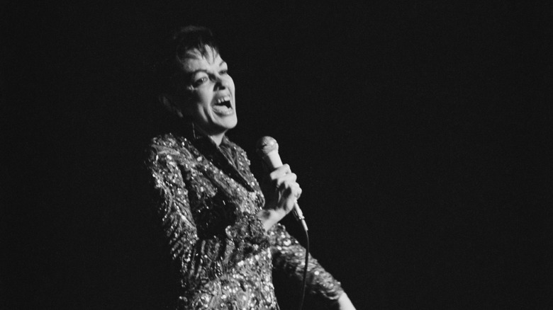 Judy Garland singing in 1968