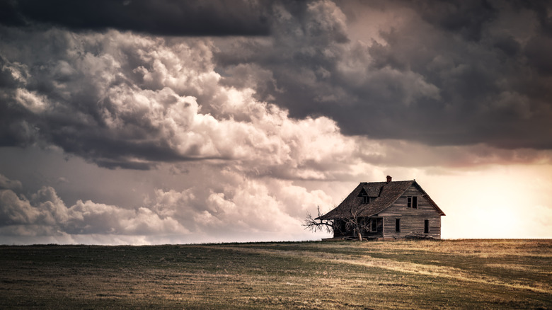 vintage house on the prairie