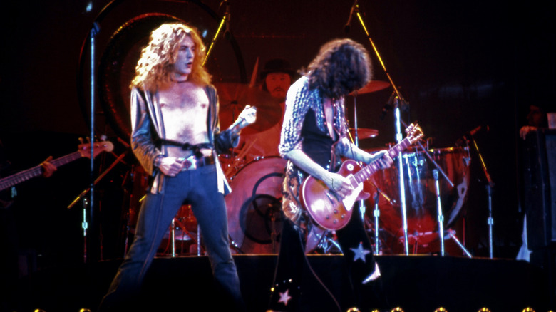 Robert Plant et Jimmy Page sur scène