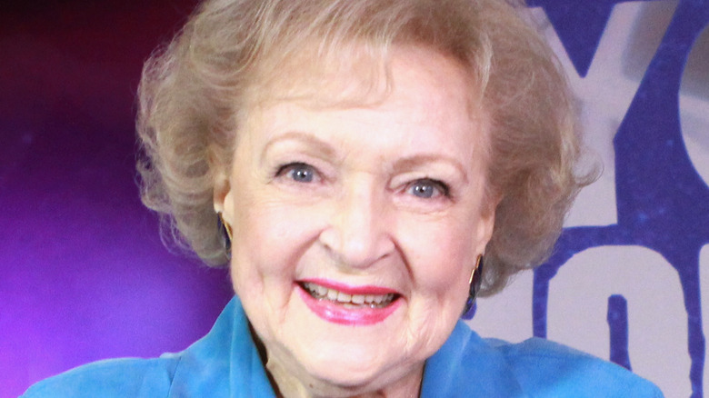 Betty White souriante