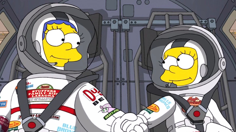 Marge et Lisa en combinaisons spatiales