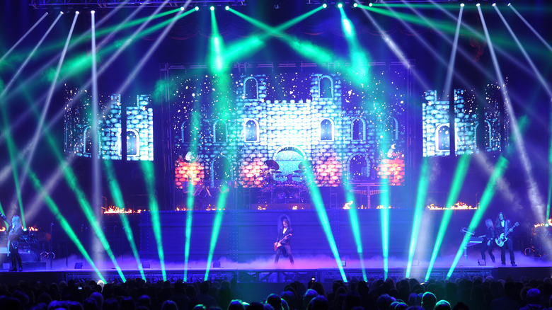 TSO laser light show