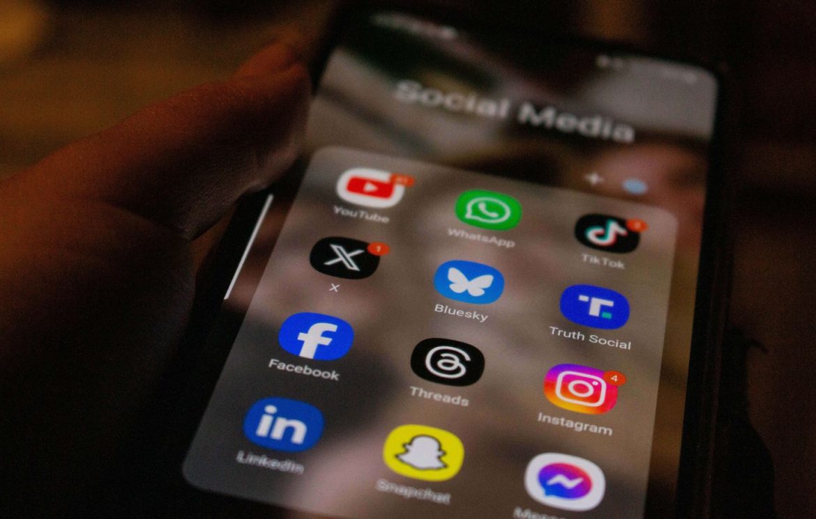 Philippe Carli s'excuse pour ses likes controversés d'extrême droite