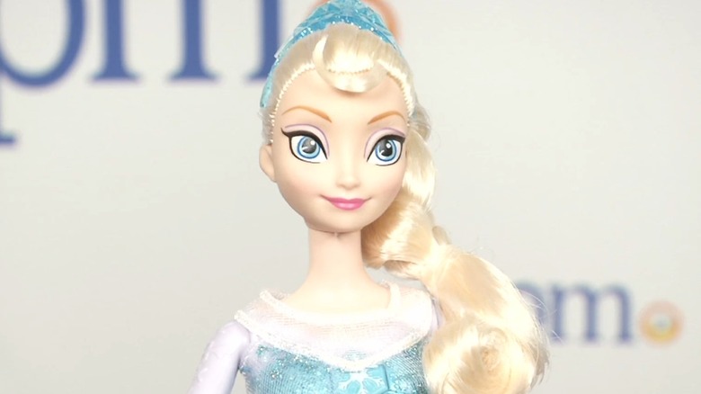 Poupée Elsa