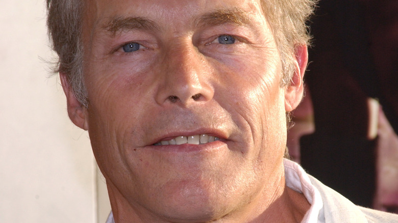 Michael Massee posant lors d'un événement