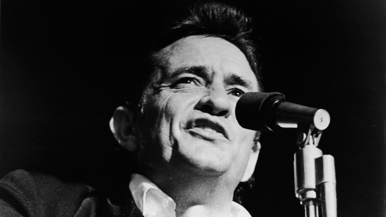 Johnny Cash singing