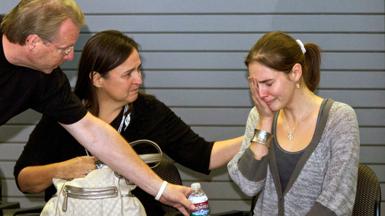 Amanda Knox arrives home