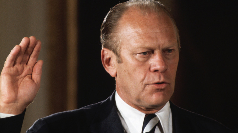 Gerald Ford prêté serment en tant que président