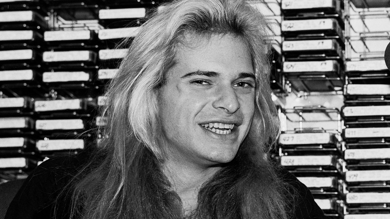 David Lee Roth dans une station de radio