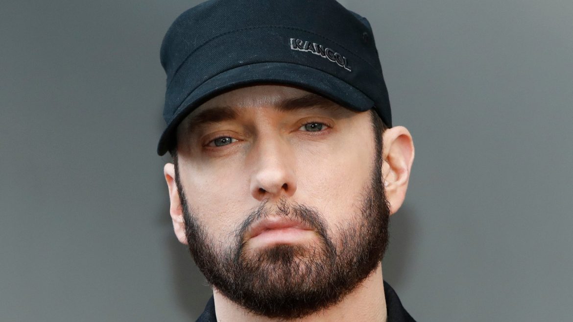 Eminem est-il un clone ? Les théories qui intriguent