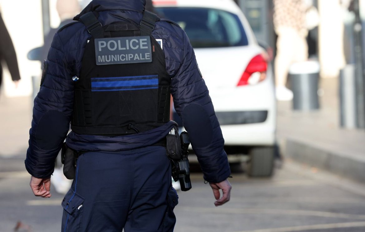 Marseille : Course-poursuite folle, deux interpellés en fuite