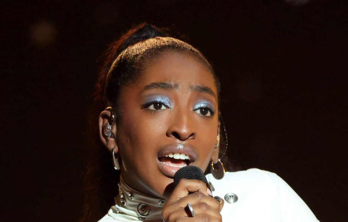 Incident raciste à Lille : Ebony répond avec amour et soutien