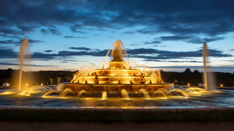 Fontaine Latone