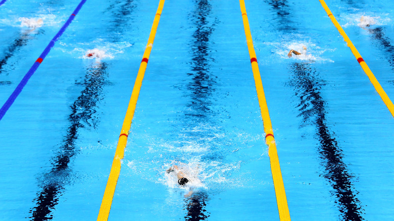 Katie Ledecky en train de nager