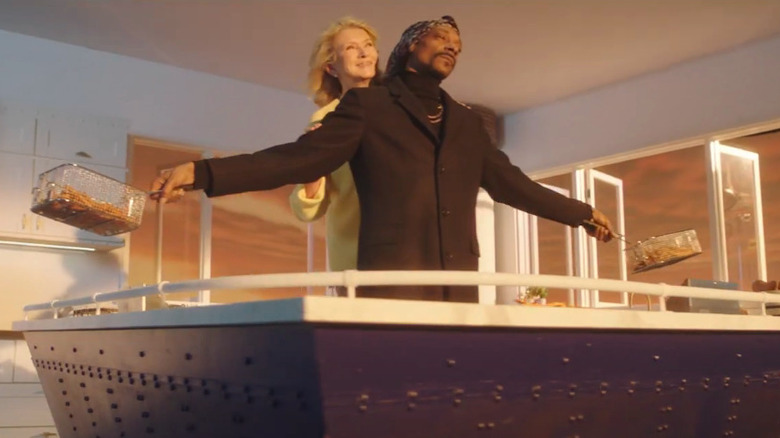 Martha Stewart et Snoop Dogg dans un spoof de Titanic
