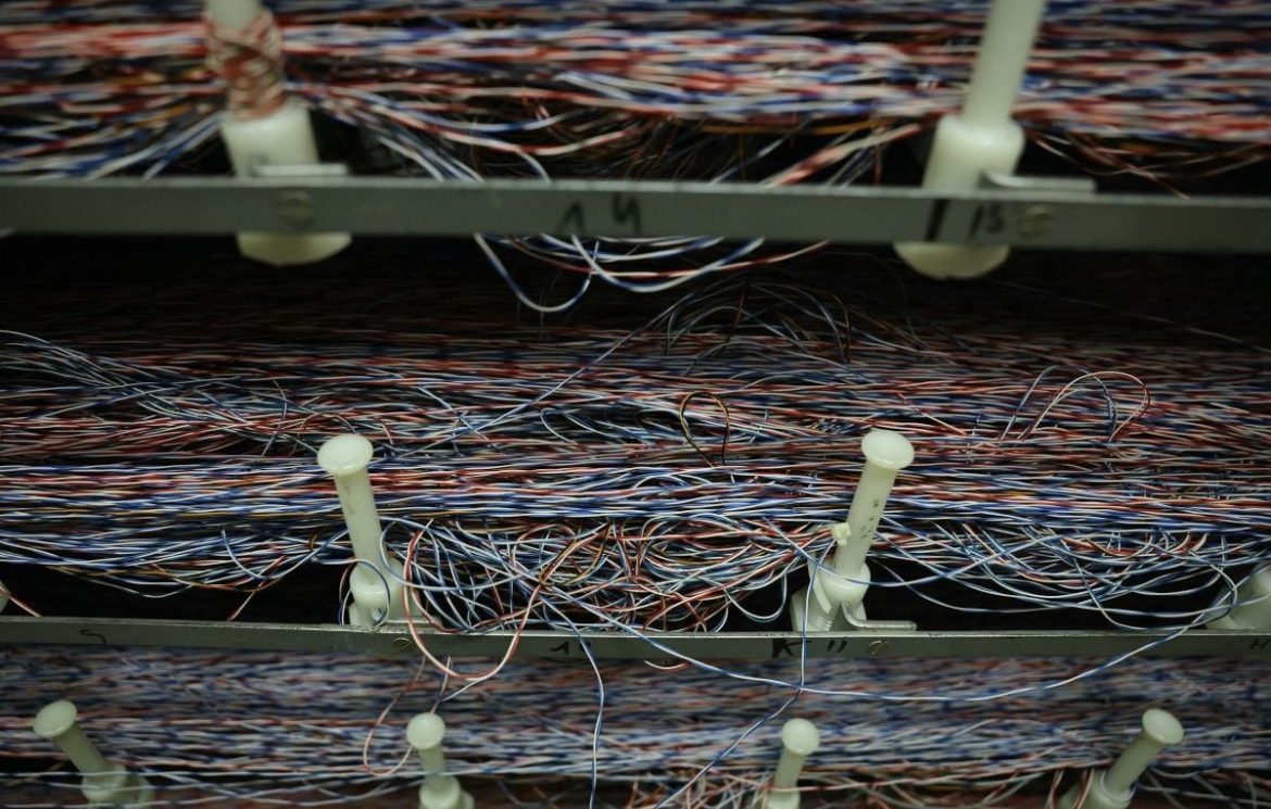 Orange met fin au cuivre : un trésor enfoui sous nos pieds