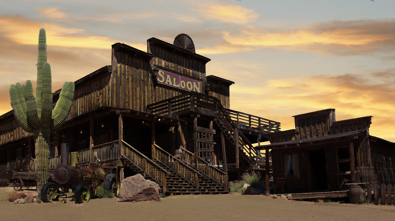 Ville de cowboy de l'Ouest sauvage