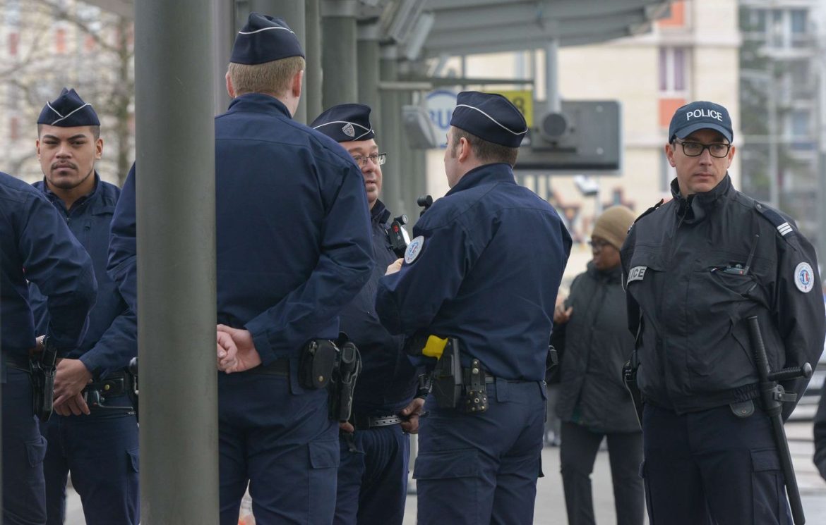 Clandestins entassés dans des logements insalubres à Sarcelles