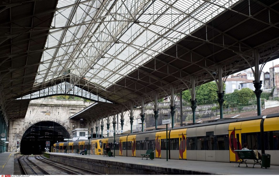 Deux touristes québécoises fauchées par un train au Portugal